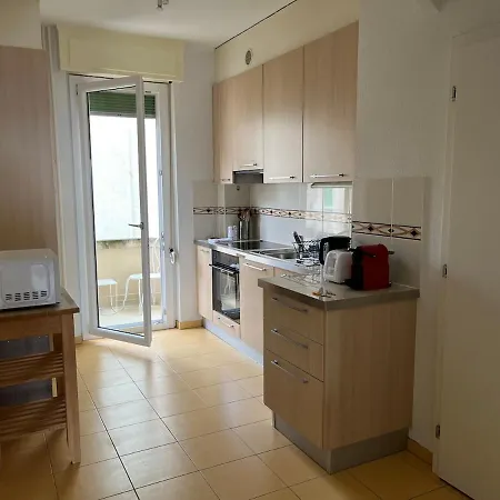 Appartement 6 Minutes Walking From The Train Station
